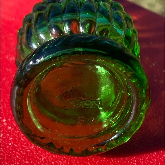 Avon Green Glass Candle - Picture 4 of 7